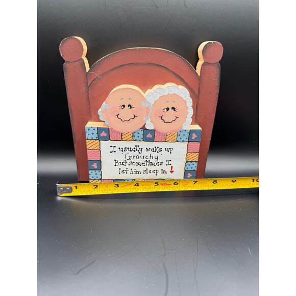 Hand-Painted Bedside Decoration - Unique Home Decor - Picture 3 of 4